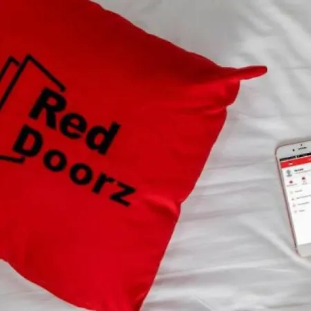 RedDoorz At Tebet Barat 2-2